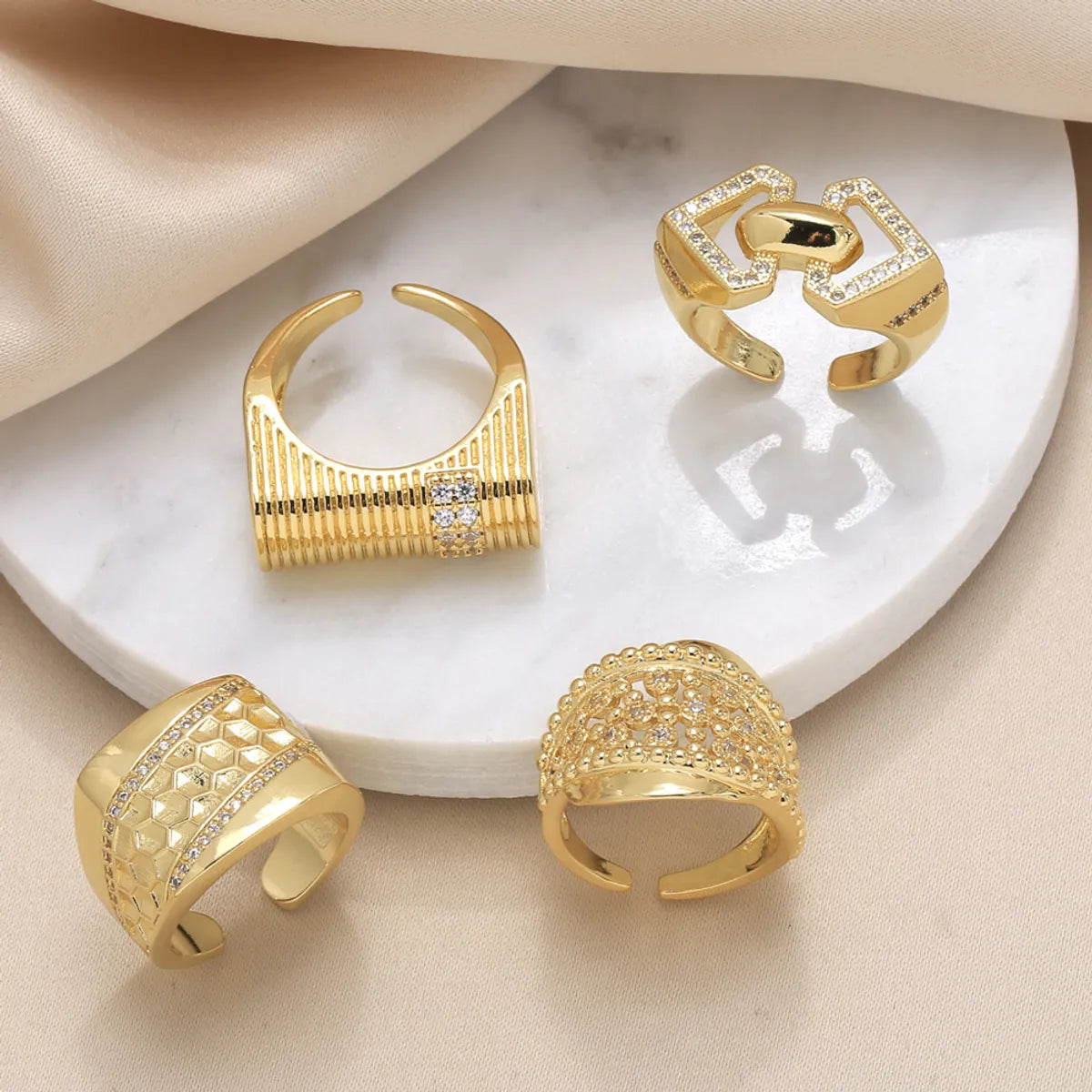 Vintage Gold Ring-Wholesale Elegant Simple Style Geometric Copper Plating Inlay 18K Gold Plated Zircon Rings