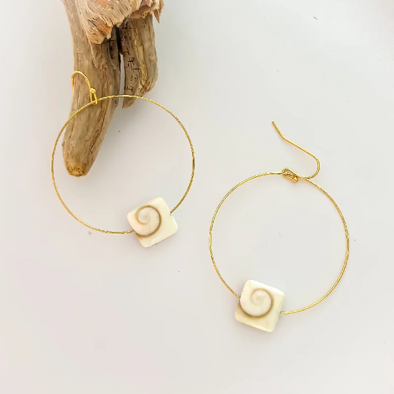 Fashionable Ear Cuffs-Shiva Hoop Gold Earrings