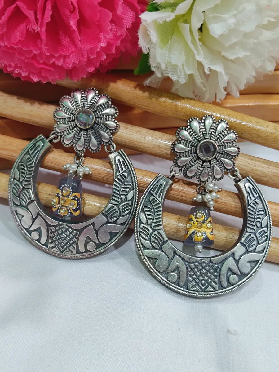 Gold Clip-On Earrings-Attractive Brass And Copper Made Silver Toned Chandbali Earrings