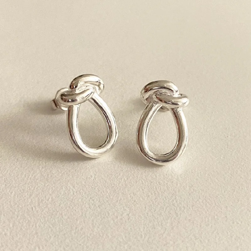 Knotted Ear Studs C1258