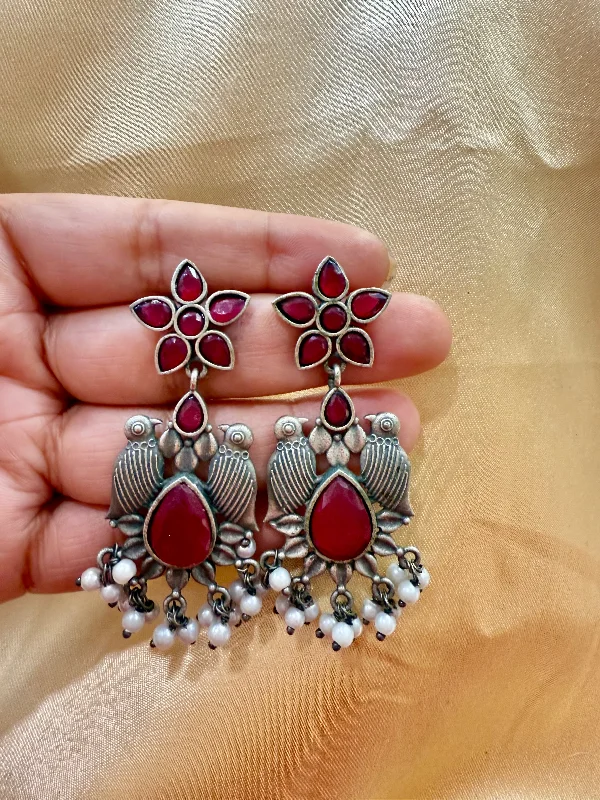 Simple Gemstone Earrings-Appealing Oxidized Red Stone And Beaded Work Bird Designs Earrings For Women