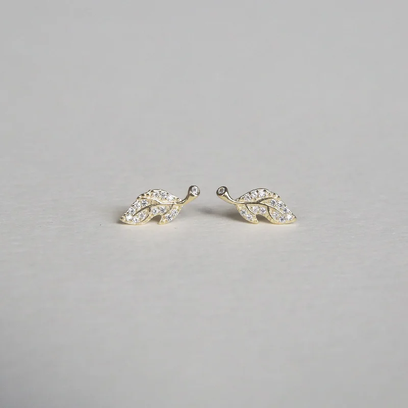 Bridal Earrings for Weddings-Sparkle Leaf Studs