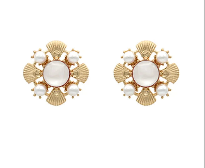 Gold Hoop Earrings-Flower Shaped Pearl Earrings