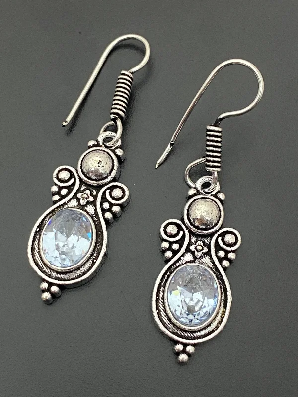 Long Diamond Earrings-Beautiful Oxidized White Stone Earrings For Women