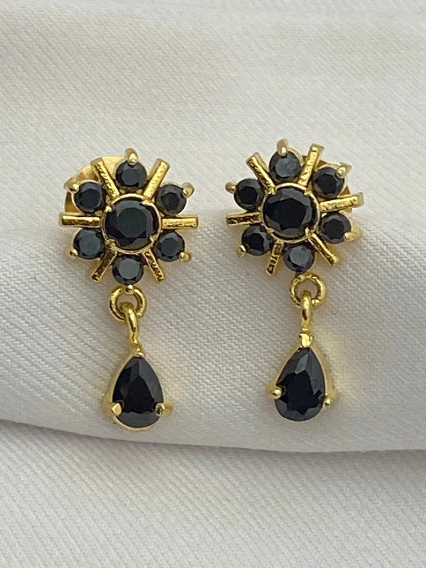 Silver Earrings with Pearls-Elegant Black Stone Gold Plated Studded Floral Earrings