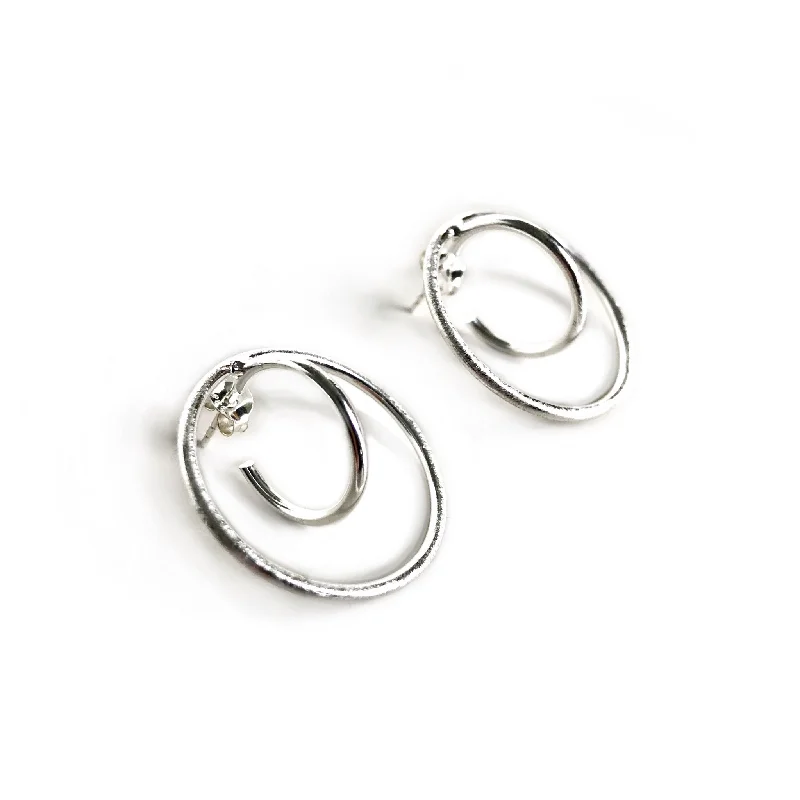 Gold Clip-On Earrings-Interlocking hoop Earrings