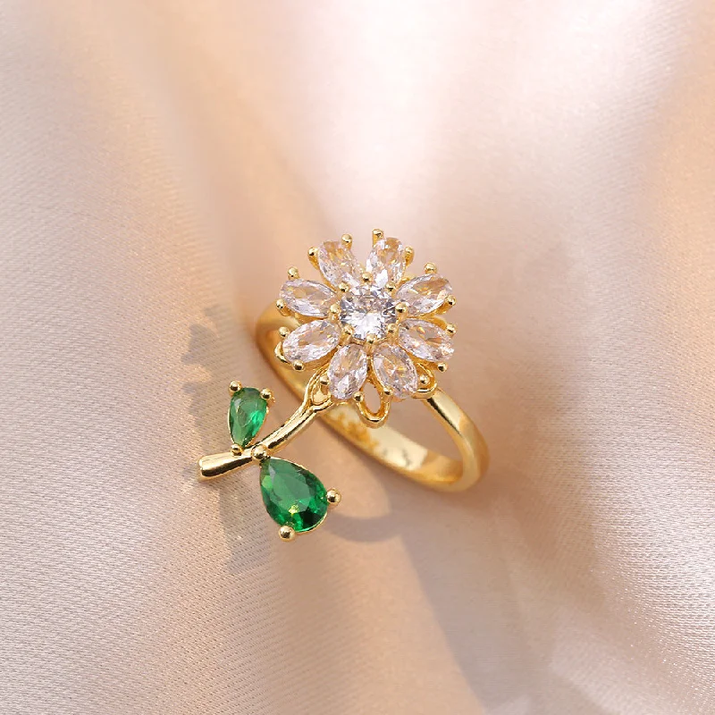 J0068 Emerald Spinning Ring